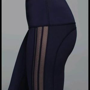 Lululemon Special Edition Wunder Under